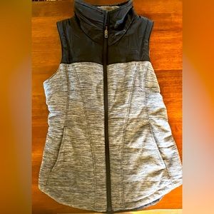 WOMENS NORTH FACE VEST